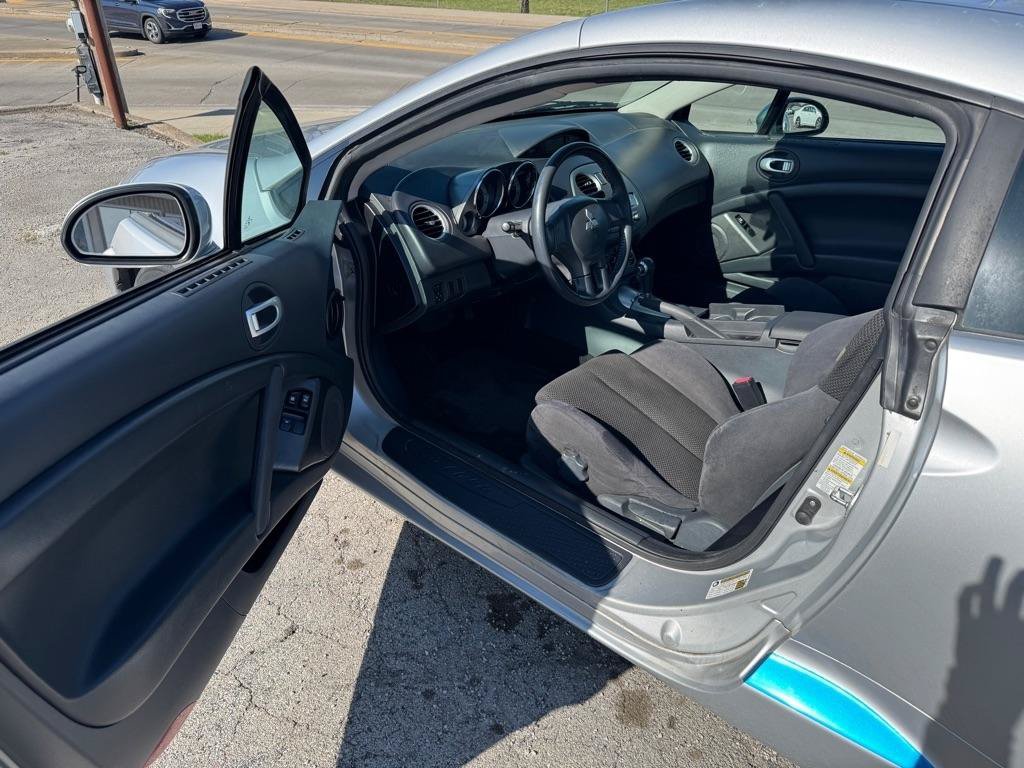 Used 2008 Mitsubishi Eclipse GS FWD image 9