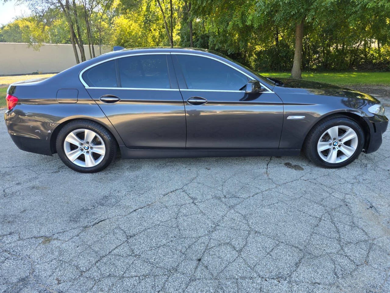 Used 2013 BMW 528i xDrive Sedan AWD/4WD image 4