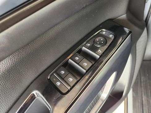 Used 2023 Nissan Pathfinder SL w/ SL Premium Package image 25