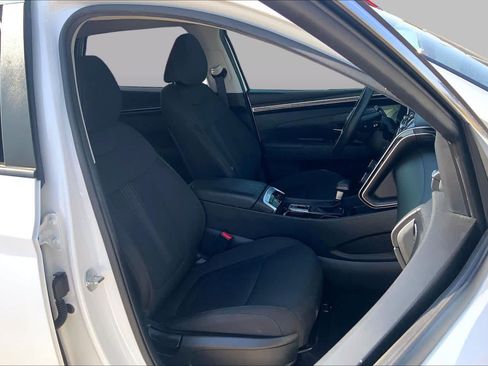 Used 2023 Hyundai Tucson SEL FWD image 9
