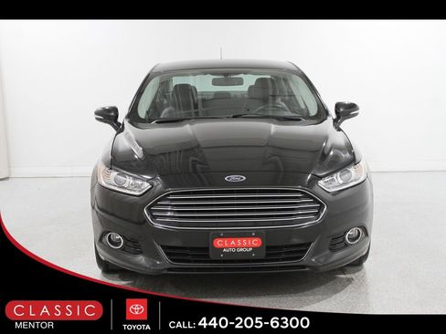 Used 2015 Ford Fusion Energi Titanium image 2