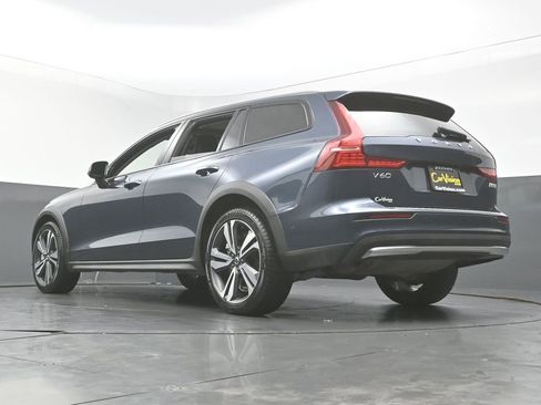 Used 2023 Volvo V60 B5 Cross Country Plus w/ Climate Package AWD/4WD image 42