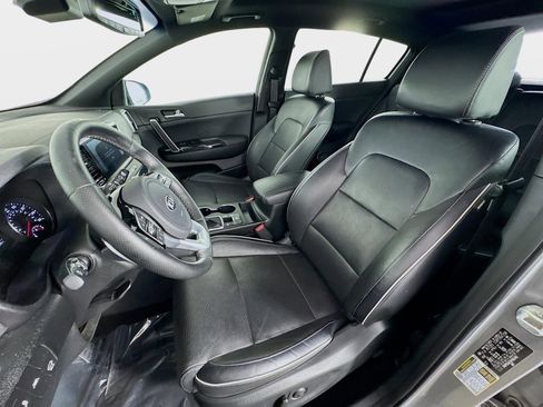 Used 2021 Kia Sportage SX image 12