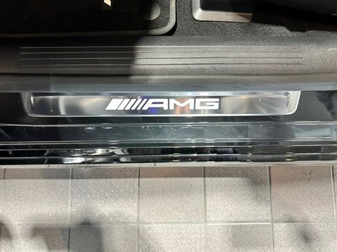 Used 2023 Mercedes-Benz EQE AMG 4MATIC Sedan image 15