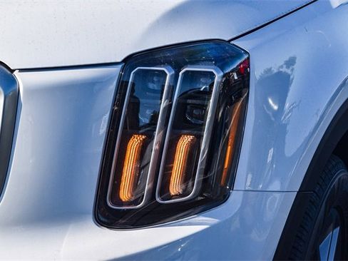New 2025 Kia Telluride LX image 5