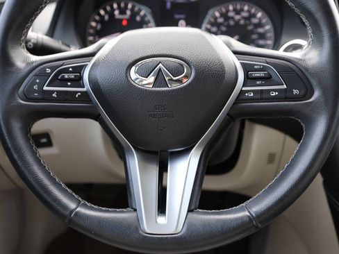 Used 2019 INFINITI Q50 Luxe AWD/4WD image 18