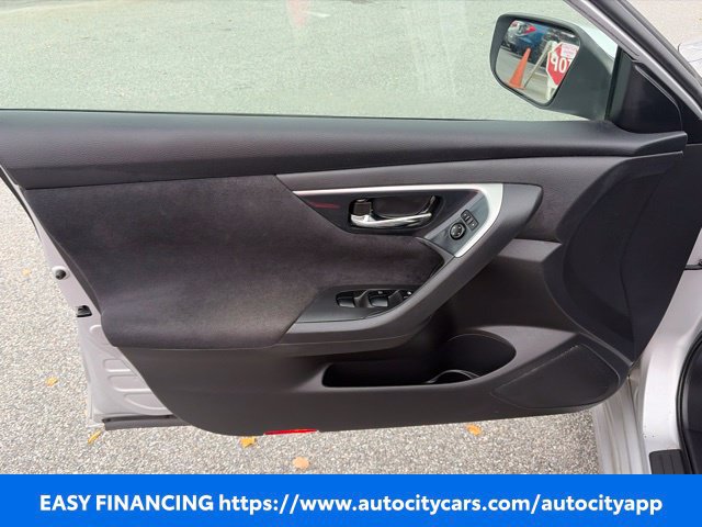 Used 2013 Nissan Altima 2.5 SV FWD image 5