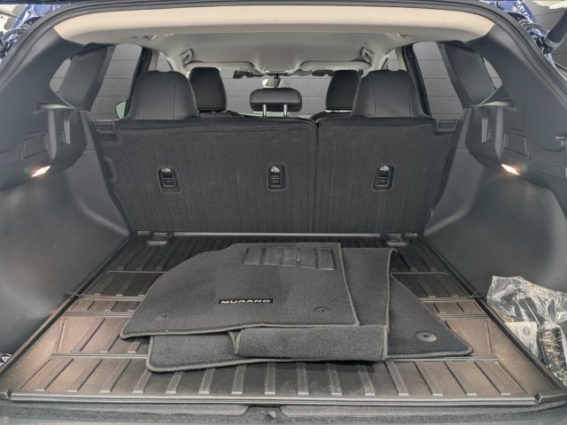 Used 2025 Nissan Murano SV w/ Cargo Package AWD/4WD image 32
