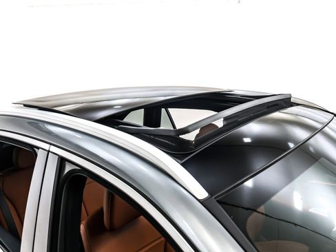 Used 2023 Mercedes-Benz GLC 300 4MATIC w/ Exclusive Trim Package image 23