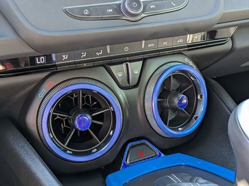 Used 2023 Chevrolet Camaro LT w/ RS Package image 25