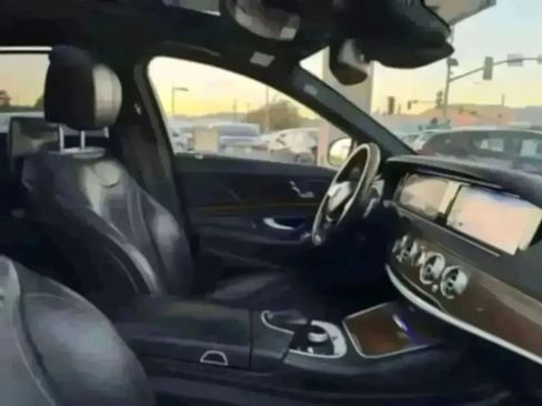 Used 2014 Mercedes-Benz S 550 Sedan image 10