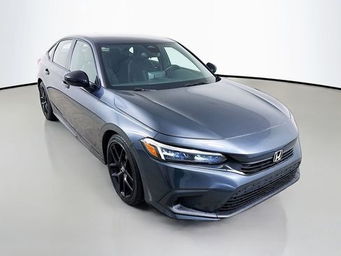 Used 2025 Honda Civic Sport image 1