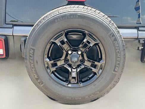 Used 2020 Jeep Wrangler Unlimited Sport S AWD/4WD image 22