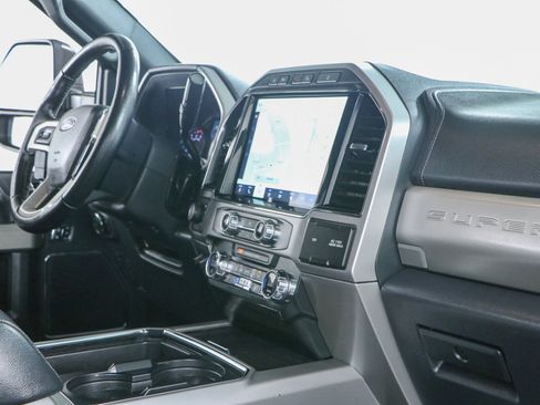 Used 2022 Ford F250 Lariat w/ Tremor Off-Road Package AWD/4WD image 27