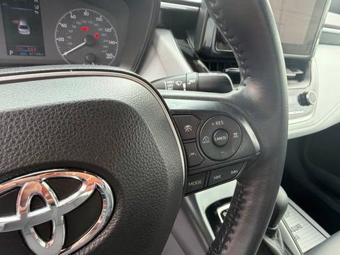 Used 2023 Toyota Corolla SE w/ Carpet Mat Package (TMS) FWD image 13