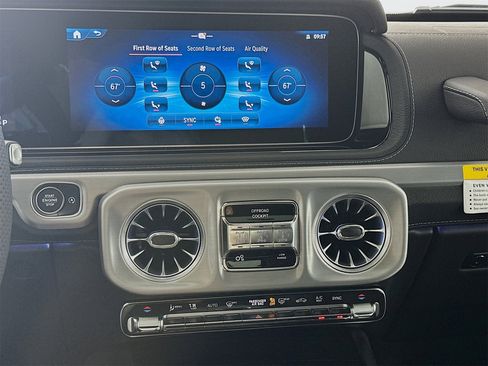 New 2026 Mercedes-Benz G 63 AMG 4MATIC image 17