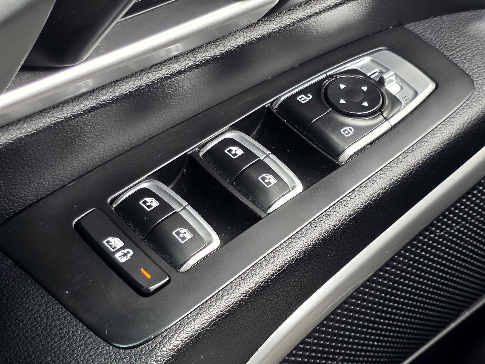 Used 2022 Kia Telluride LX FWD image 9