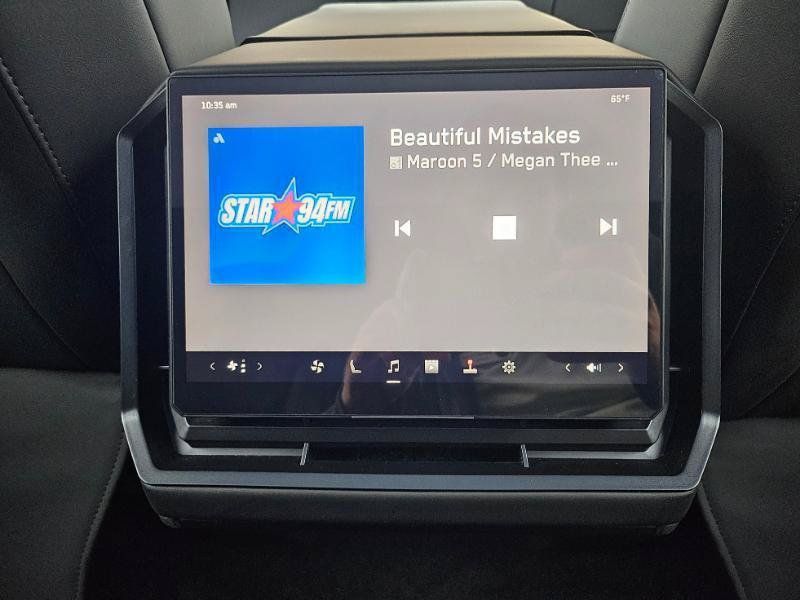 Used 2024 Tesla Cybertruck AWD Crew Cab image 75