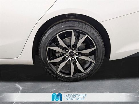 Used 2020 Chevrolet Malibu RS image 33