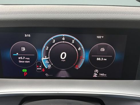 New 2026 Volkswagen Tiguan SE FWD image 32