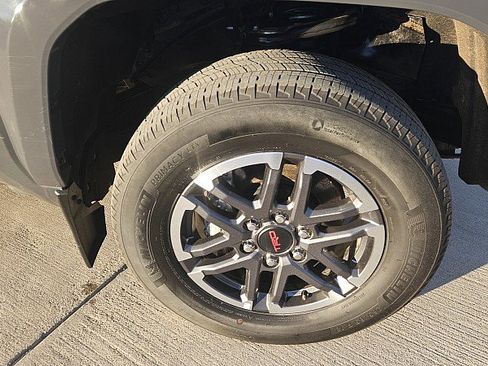 Used 2024 Toyota Tacoma TRD Sport image 2