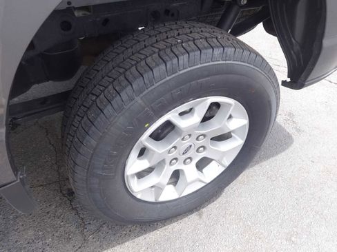 Used 2023 Ford F150 XLT image 12