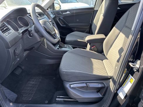 Used 2019 Volkswagen Tiguan S FWD image 13