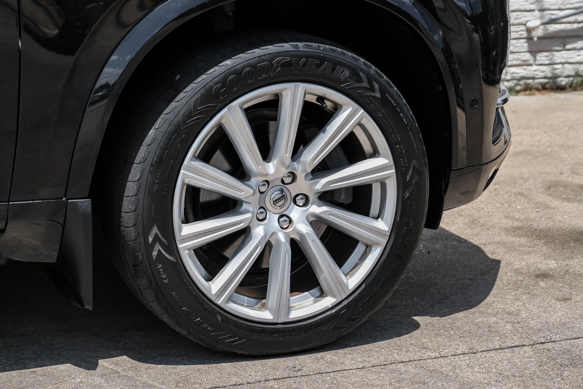 Used 2017 Volvo XC90 T6 Inscription w/ Vision Package AWD/4WD image 54