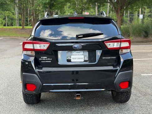 Used 2018 Subaru Crosstrek 2.0i Premium AWD/4WD image 4