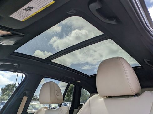 Used 2020 BMW X3 sDrive30i w/ Premium Package image 16