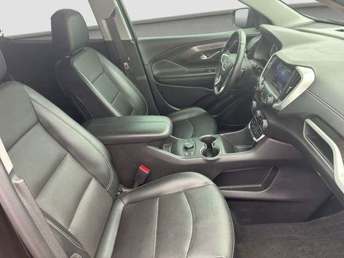 Used 2023 GMC Terrain SLT w/ Elevation Edition FWD image 9