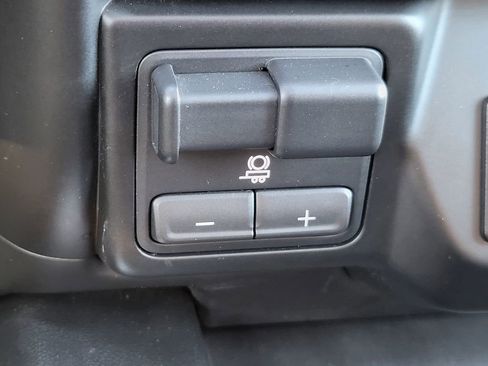 Used 2020 GMC Sierra 2500 Denali w/ Denali Ultimate Package image 38