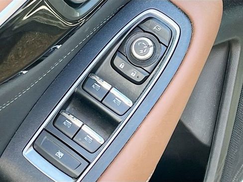 Used 2024 Subaru Outback Touring XT w/ Popular Package #2 image 21