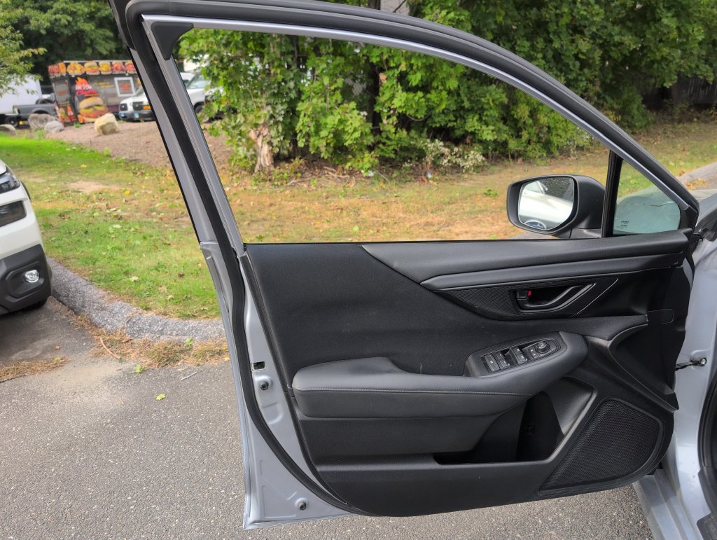 Used 2023 Subaru Legacy AWD/4WD image 11
