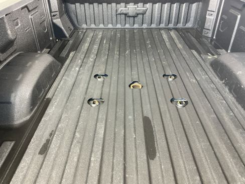 Used 2024 Chevrolet Silverado 2500 LTZ w/ LTZ Convenience Package image 9