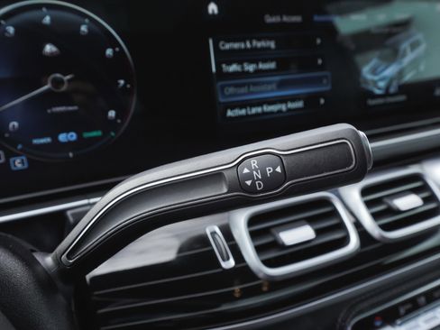 Used 2023 Mercedes-Benz Maybach GLS 600 4MATIC image 26