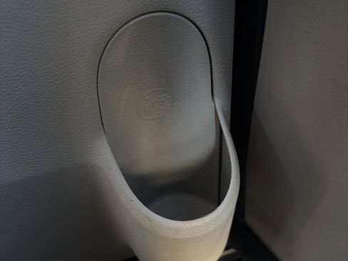 Used 2017 Dodge Grand Caravan SXT w/ Driver Convenience Group image 56