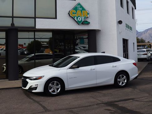 Used 2021 Chevrolet Malibu LS image 7