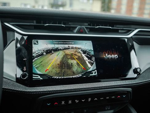 New 2026 Jeep Cherokee Laredo AWD/4WD image 24