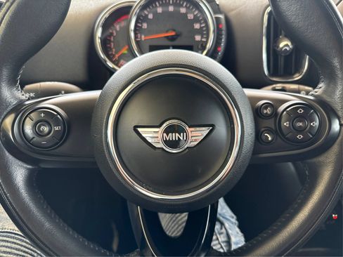 Used 2017 MINI Cooper Countryman ALL4 AWD/4WD image 17