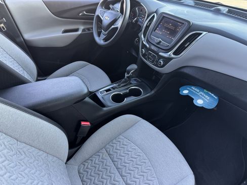 Used 2023 Chevrolet Equinox LT image 21