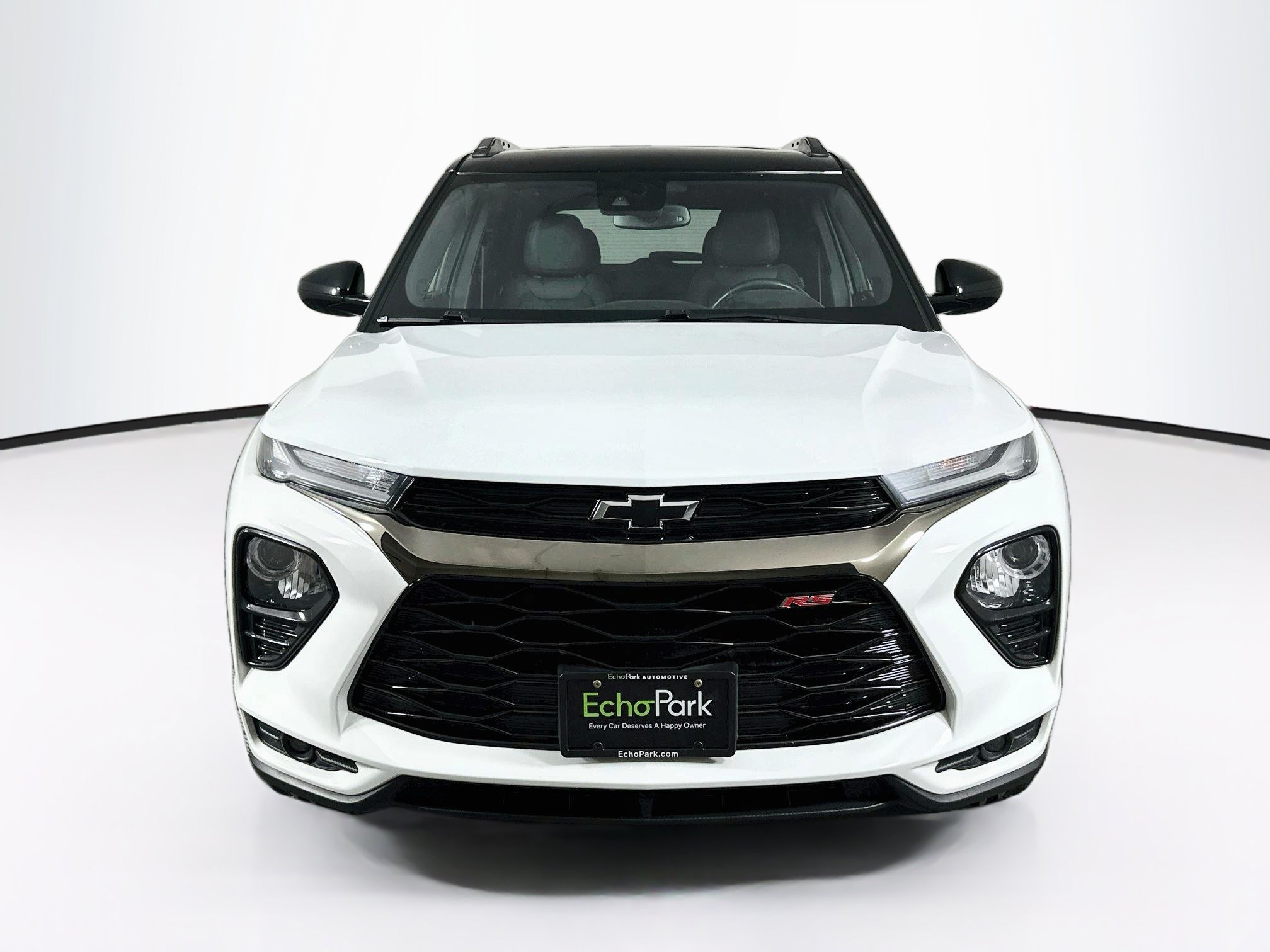 Used 2021 Chevrolet TrailBlazer RS w/ Sun and Liftgate Package AWD/4WD image 2