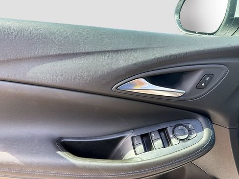 Used 2026 Buick Encore GX Sport Touring w/ Advanced Technology Package FWD image 9