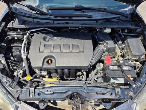 Used 2016 Toyota Corolla LE FWD image 17