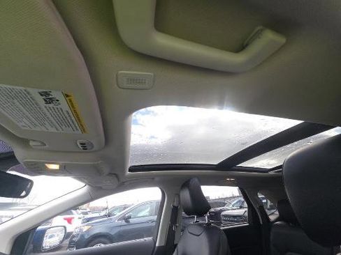 Used 2024 Ford Edge SEL w/ Convenience Package image 13