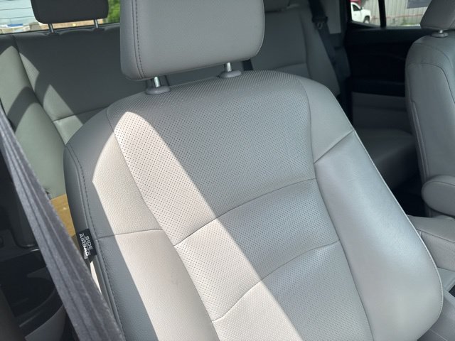 Used 2019 Honda Ridgeline RTL-T image 12