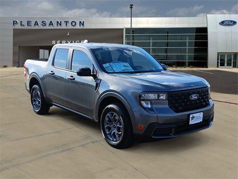 New 2025 Ford Maverick XLT image 7