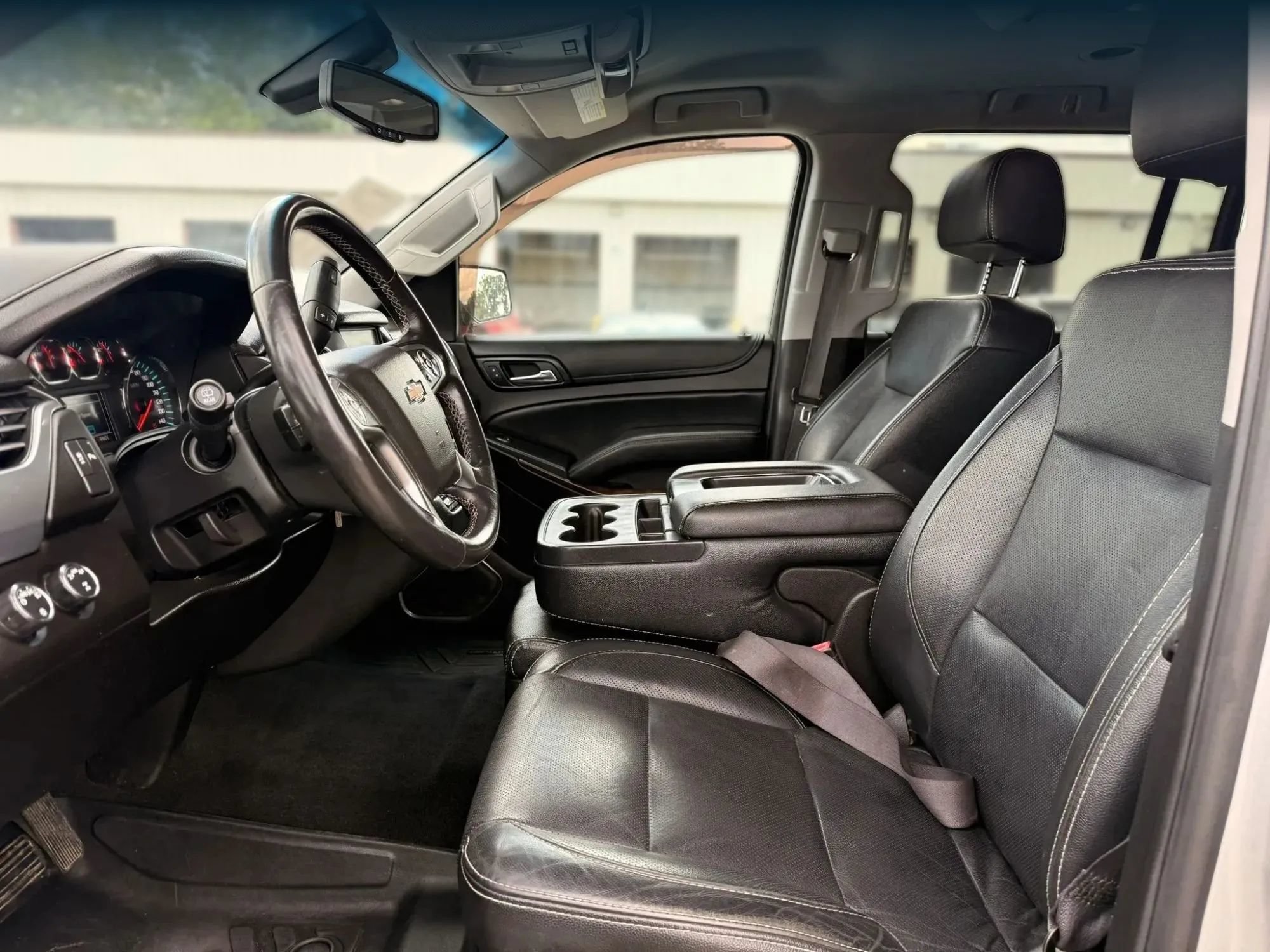 Used 2017 Chevrolet Suburban LS AWD/4WD image 2