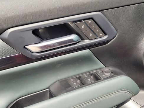 New 2026 GMC Terrain AT4 w/ Convenience Package III image 23