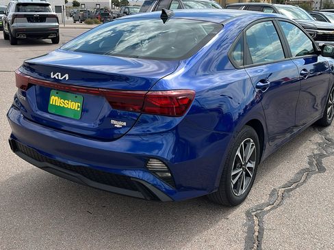 Used 2024 Kia Forte LXS image 8